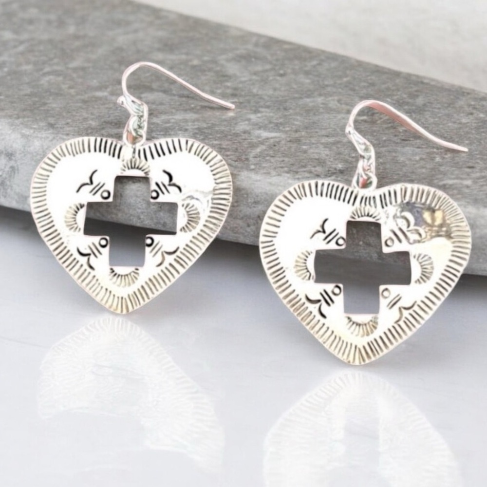 Large Silver ETCHED♥️earrings with cross cutout